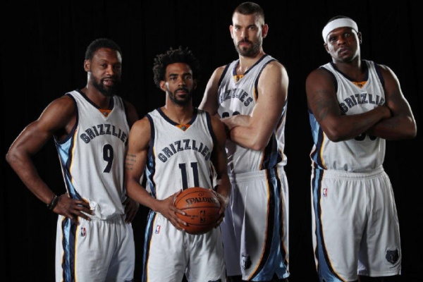 文班亚马复出替补轰30分空砍，灰熊1分险胜马刺延续主场优势